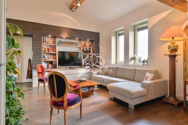 Lyon 5 – Fourvière – Appartement de 106,40 m² – 2 chambres – Garage