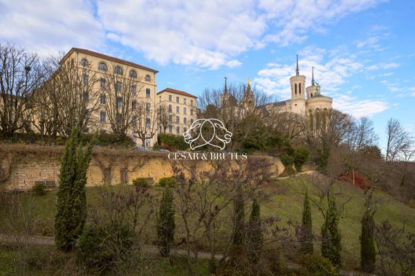 Lyon 5 – Fourvière – Appartement de 106,40 m² – 2 chambres – Garage