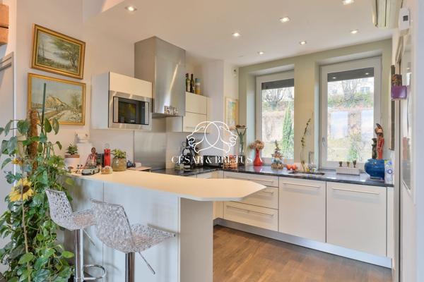 Lyon 5 – Fourvière – Appartement de 106,40 m² – 2 chambres – Garage