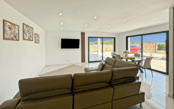 Maison à vendre    5 pièces •  Castelsarrasin