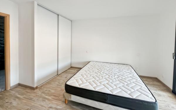 Maison à vendre    5 pièces •  Castelsarrasin