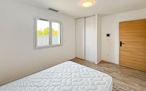 Maison à vendre    5 pièces •  Castelsarrasin