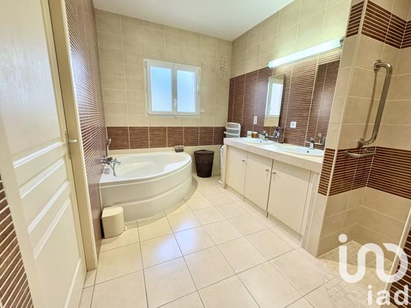 Maison à vendre 8 pièces 224 m² Marsac-sur-l'Isle