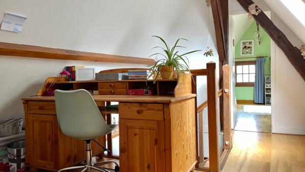 Maison
                                                                                                                                                                                                                                                                                                                        6 pièce(s)                                                                                                                                                                                                          3 chambre(s)                                                                                                                                                                                                          120  m²