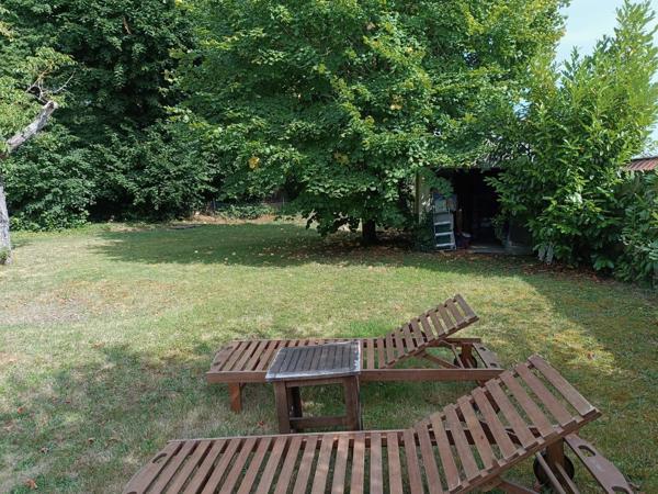 Maison
                                                                                                                                                                                                                                                                                                                        6 pièce(s)                                                                                                                                                                                                          3 chambre(s)                                                                                                                                                                                                          120  m²