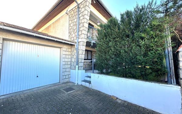 Maison à vendre    7 pièces •  Morangis