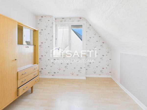 Maison de 115m² sur un terrain de 490m², 3 chambres avec garage et véranda chauffée