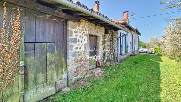 Maison à rénover avec dépendances et jardin