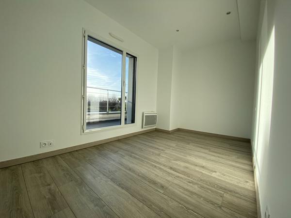 Maison à vendre à Dinan - 6 pièces, 4 chambres, proche commodités vie de plain pied possible