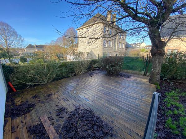 Maison à vendre à Dinan - 6 pièces, 4 chambres, proche commodités vie de plain pied possible