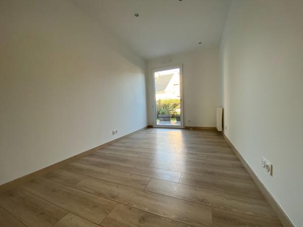 Maison à vendre à Dinan - 6 pièces, 4 chambres, proche commodités vie de plain pied possible