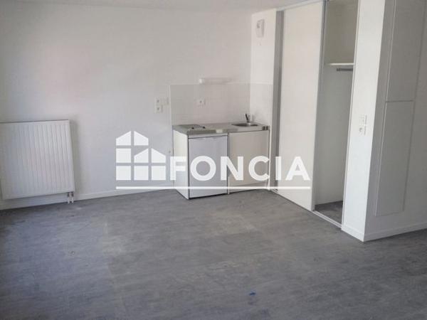 Location Studio 28.3 m² - 8 BOULEVARD VILLEBOIS MAREUIL Rennes 35000