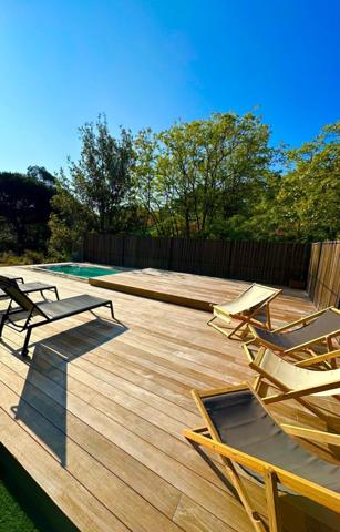 Maison contemporaine aux belles prestations aux Conches.