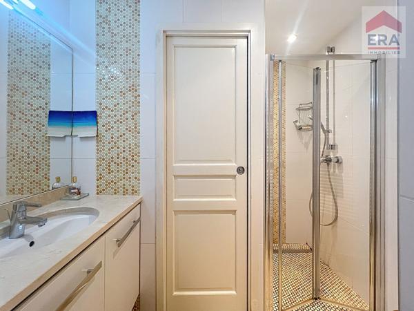 Maison 6 pièces parc  Jourdan garage piscine