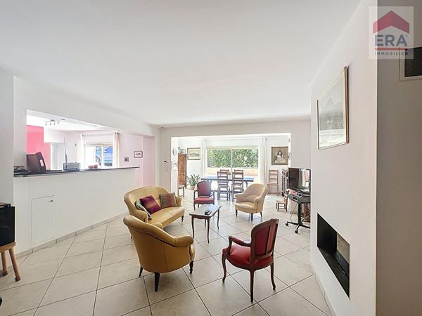 Maison 6 pièces parc  Jourdan garage piscine