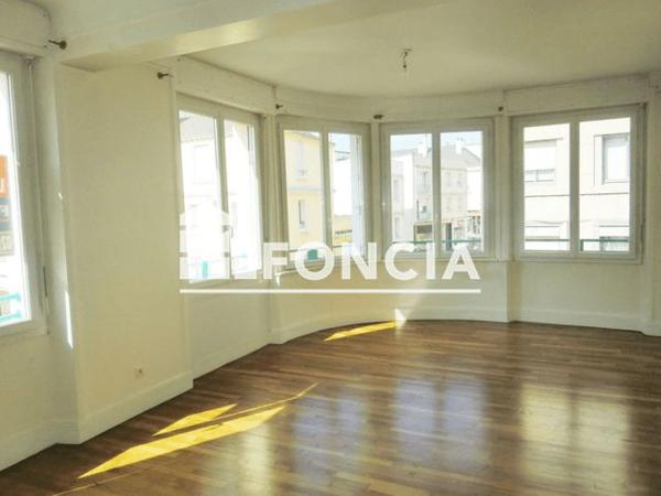 Location Appartement 3 pièces 70.6 m² - 9 RUE GENERAL DUBAIL Lorient 56100