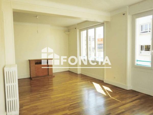 Location Appartement 3 pièces 70.6 m² - 9 RUE GENERAL DUBAIL Lorient 56100