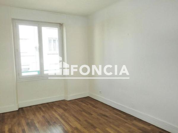 Location Appartement 3 pièces 70.6 m² - 9 RUE GENERAL DUBAIL Lorient 56100