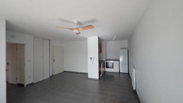 Appartement À louer 3 pièces 58 m²