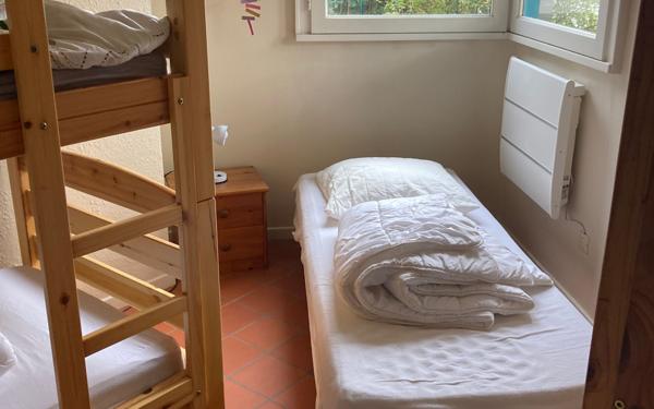 Maison à vendre    3 pièces • 77 m2 Vielle-Saint-Girons