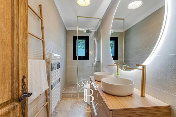 Grimaud, Maison 6 Chambres -  350 m² à vendre