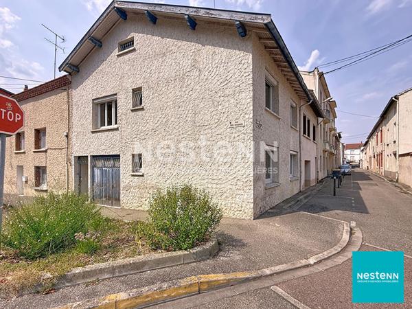 Centre de Feurs, proche du Parc maison a renover de 104,87 m2 sur un terrain de 139 m2