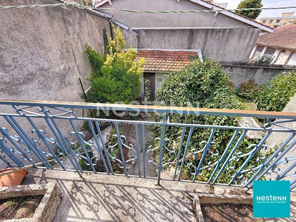 Centre de Feurs, proche du Parc maison a renover de 104,87 m2 sur un terrain de 139 m2