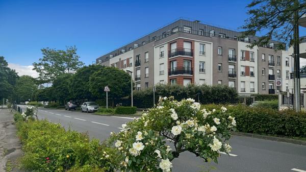 Vente Appartement65 m² - 3 Pièces - ATHIS MONS (91200)