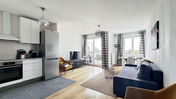 Vente Appartement65 m² - 3 Pièces - ATHIS MONS (91200)