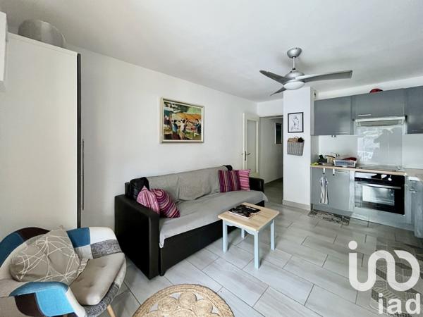 Appartement 2 pièces de 38 m² à Saint-Mandrier-sur-Mer (83430)