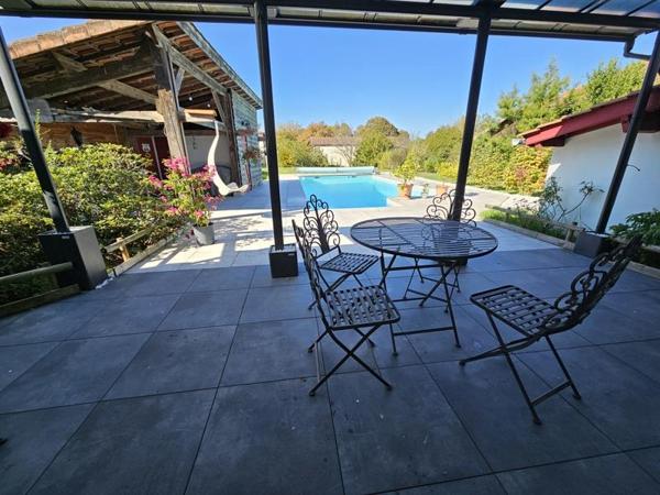 Maison à vendre |  Meilhan |  12 pièces | 261 m²