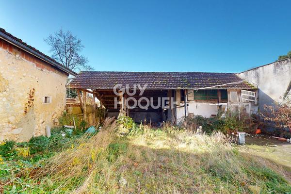 Maison de bourg 80 m² pleine de potentiel avec extérieur