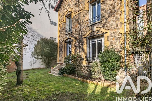 Maison à vendre 6 pièces 150 m² Courbevoie