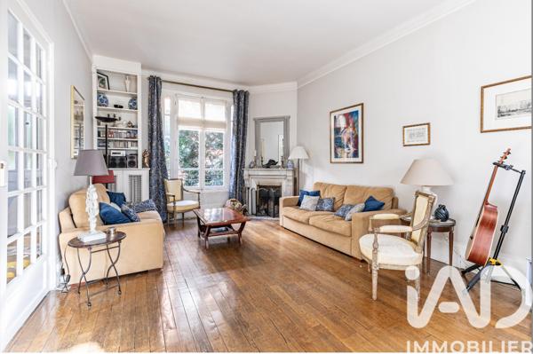 Maison à vendre 6 pièces 150 m² Courbevoie