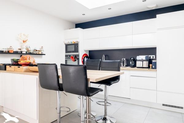Maison à vendre 437 800 € La Chevrolière 6 p 125 m² DPE A