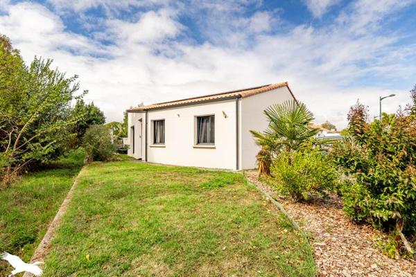 Maison à vendre 437 800 € La Chevrolière 6 p 125 m² DPE A
