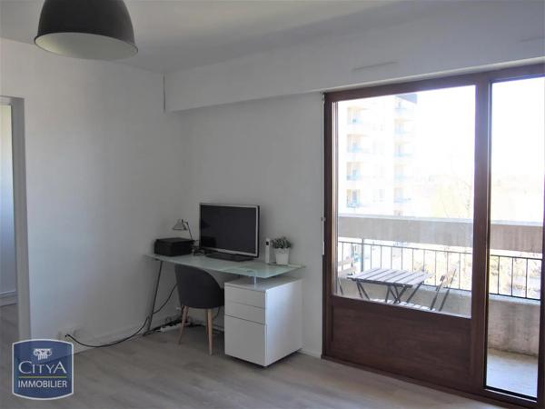 Appartement à louer 1 pièce 33.89m² Angers (49100)