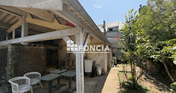 À vendre Maison 8 pièces 161 m² - Saint-calais 72120