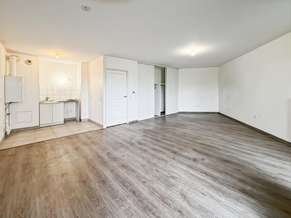 Grand Studio Le Raincy + Balcon - 39.56 m2