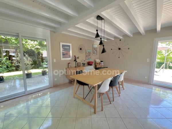 Maison 6 pièces - 166 m2 - LA BALME DE SILLINGY (74)