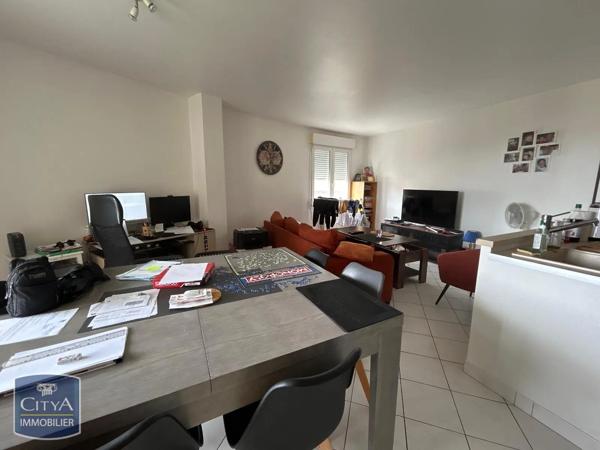 Appartement à louer 3 pièces 61.2m² Poitiers (86000)
