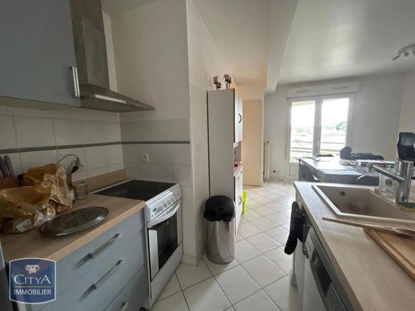 Appartement à louer 3 pièces 61.2m² Poitiers (86000)