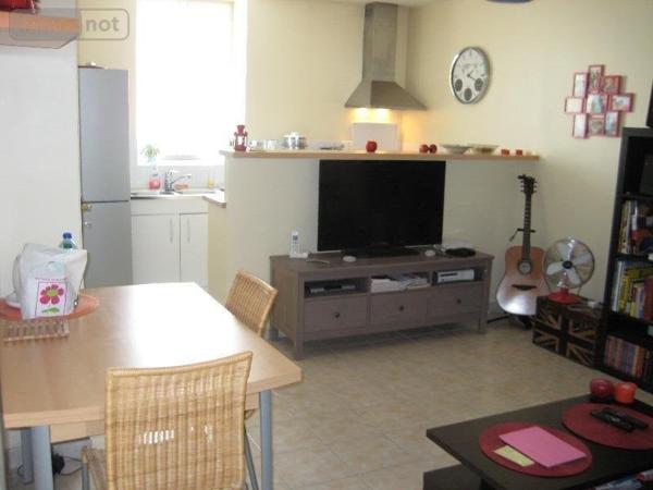 Appartement à louer à L'Isle-Adam dans le Val-d'Oise (95290), ref : IA/GR/T3/3G   
Centre ville