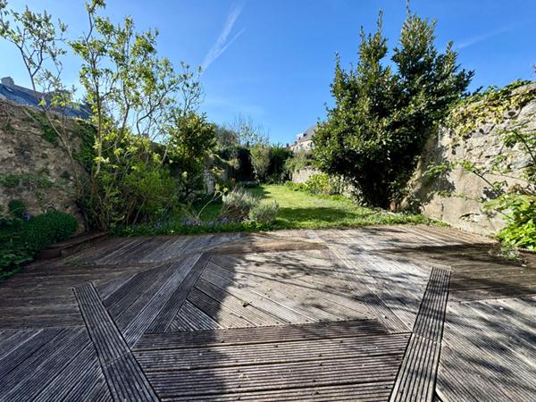 Maison Boulogne Sur Mer 6 pièce(s) 165 m2, 5 chambres, jardin, garage