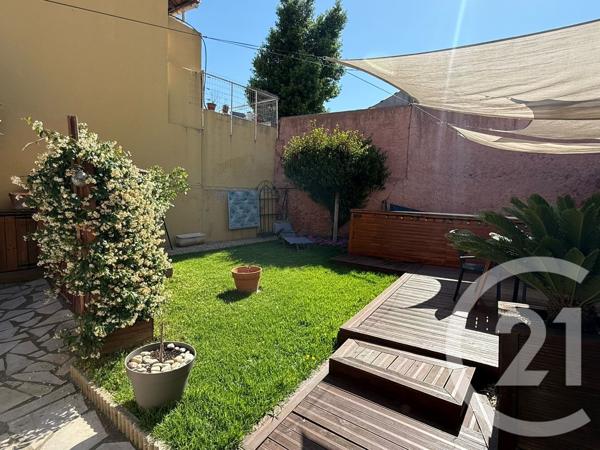Maison à vendre  6 pièces - 132 m 2   MARSEILLE  - 13016