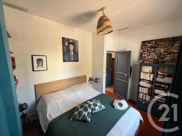 Maison à vendre  6 pièces - 132 m 2   MARSEILLE  - 13016