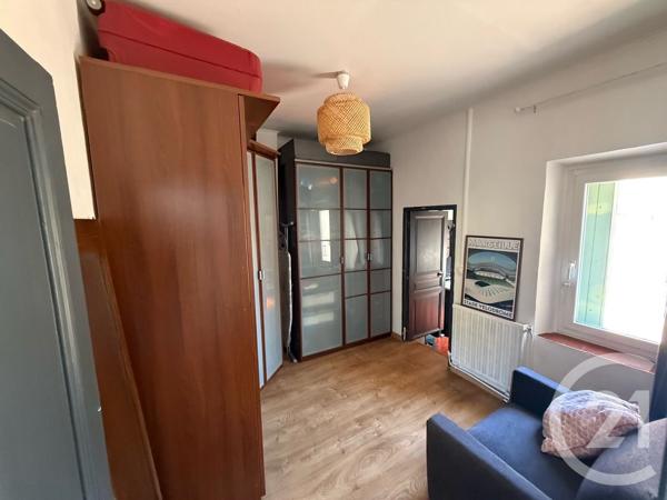 Maison à vendre  6 pièces - 132 m 2   MARSEILLE  - 13016
