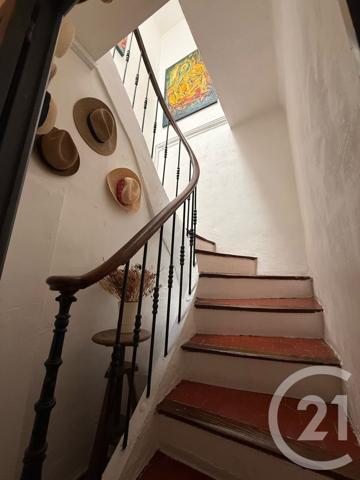 Maison à vendre  6 pièces - 132 m 2   MARSEILLE  - 13016