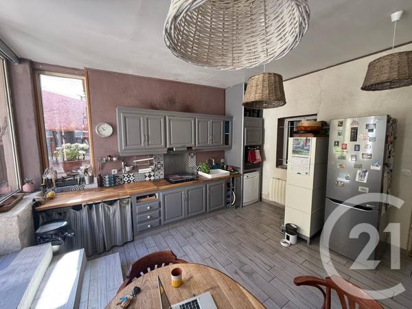 Maison à vendre  6 pièces - 132 m 2   MARSEILLE  - 13016