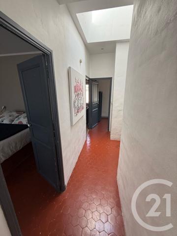 Maison à vendre  6 pièces - 132 m 2   MARSEILLE  - 13016